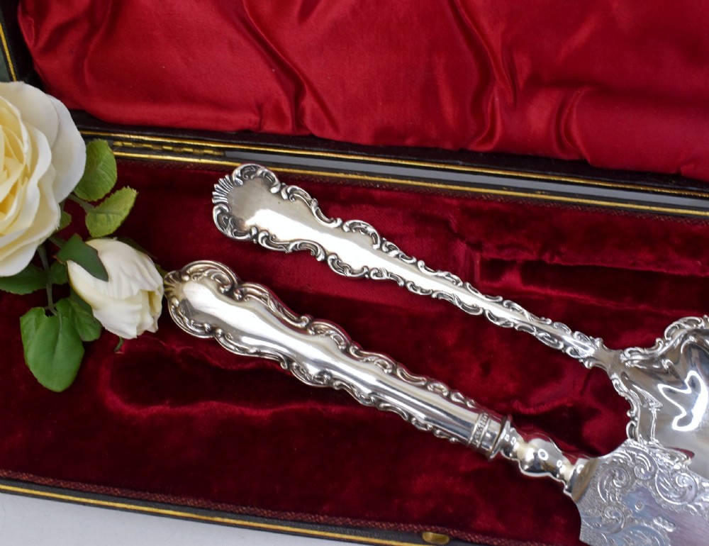 Antique Victorian Cake Serving Set in Original Box, Lee & Wigfull Sheffield, Silver Plated View IV