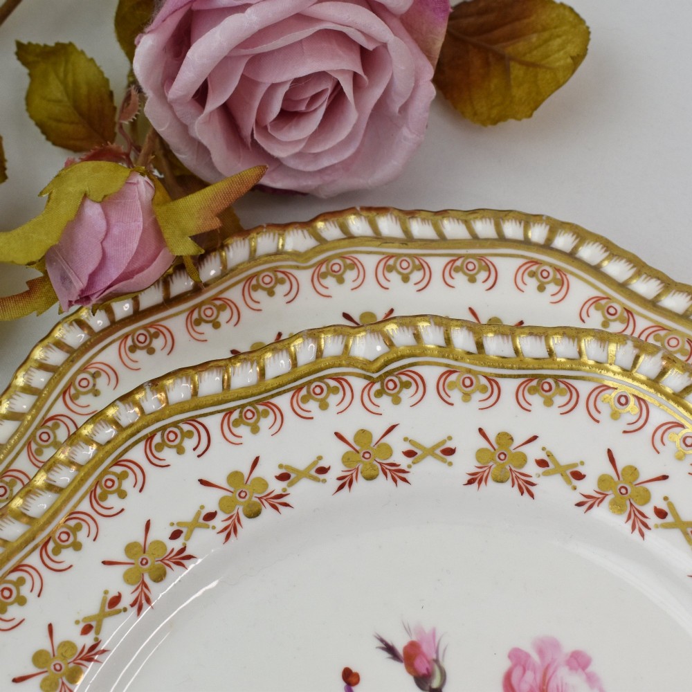 Pair of Spode Felspar Porcelain Dessert Plates, Pattern 4033, c.1825-30 View VI