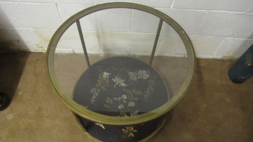 DECORATIVE LAQUERED BRASS TABLE - ADDITIONAL PHOTO 2