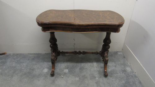 walnut victorian card table - CATEGORY: ANTIQUE TABLES - DATED VICTORIAN