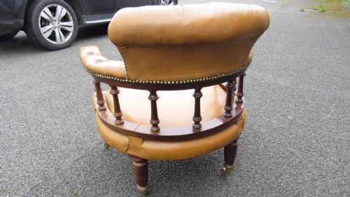 LEATHER CLUB ARMCHAIR - ADDITIONAL PHOTO 6