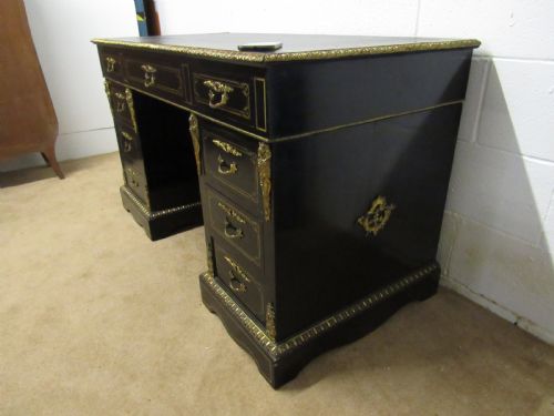 EBONISED ORMOLU MOUNTED DESK - ADDITIONAL PHOTO 3