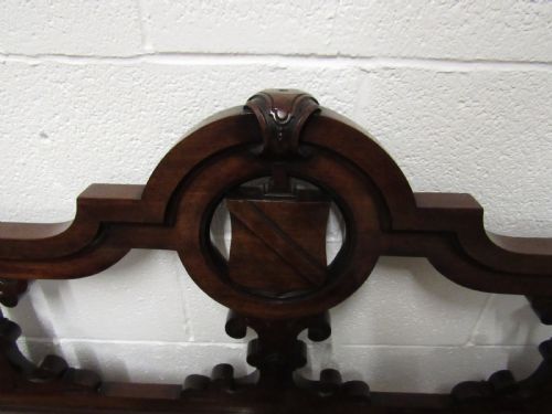 MAHOGANY HALL WINDOW SEAT - ADDITIONAL PHOTO 5