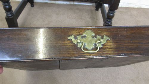 17TH CENTURY OAK SIDE TABLE - ADDITIONAL PHOTO 12