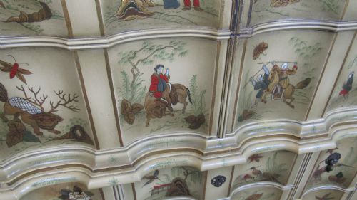 LAQUERED CHINOISERIE COCKTAIL CABINET - ADDITIONAL PHOTO 16