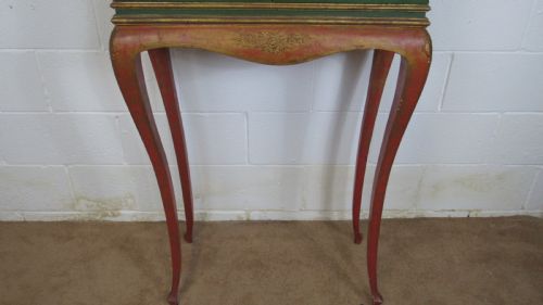 SUPERB AND STYLISH LAQUERED COCKTAIL CABINET - ADDITIONAL PHOTO 3