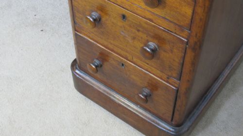 19TH CENTURY OAK PEDESTAL DESK - ADDITIONAL PHOTO 7