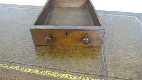 19TH CENTURY OAK PEDESTAL DESK - ADDITIONAL PHOTO 11