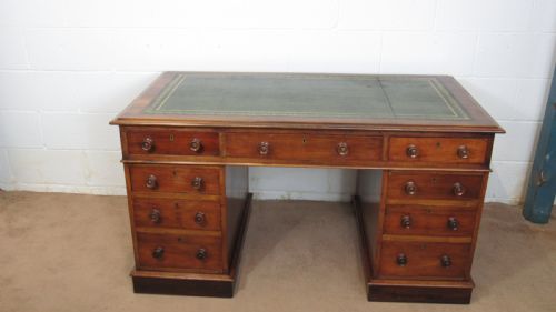 victorian mahogany pedestal desk - CATEGORY: ANTIQUE DESKS - DATED VICTORIAN