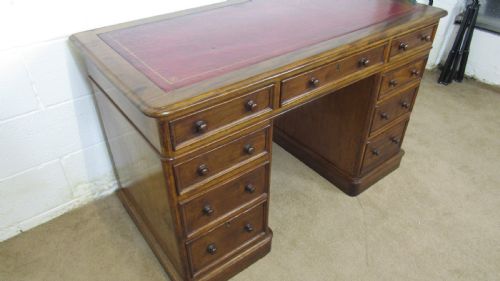 VICTORIAN PEDESTAL DESK - ADDITIONAL PHOTO 16