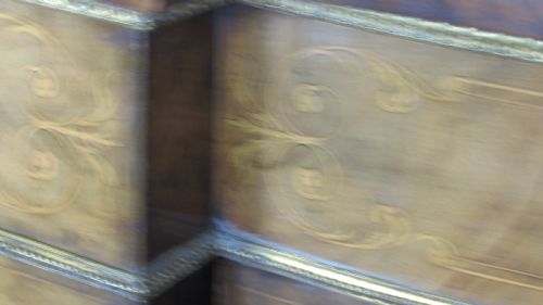 SUPERB WALNUT CREDENZA - ADDITIONAL PHOTO 20