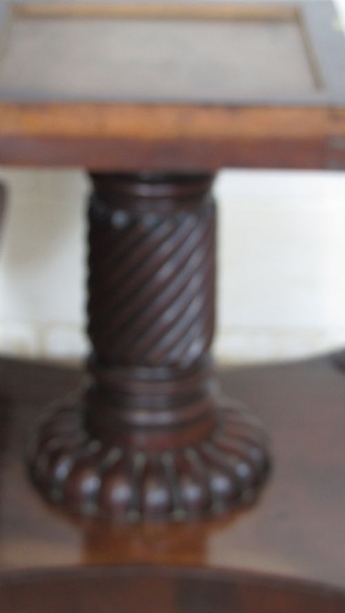 19TH CENTURY CENTRE TABLE - ADDITIONAL PHOTO 5