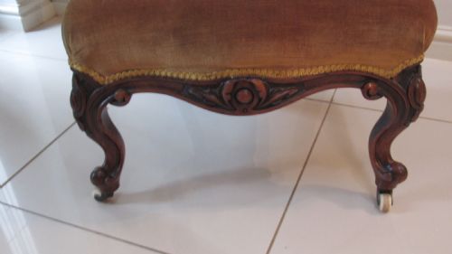 WALNUT VICTORIAN LOUNGE CHAIR - ADDITIONAL PHOTO 3