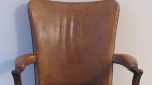 SUPERB LEATHER DESK CHAIR - ADDITIONAL PHOTO 3