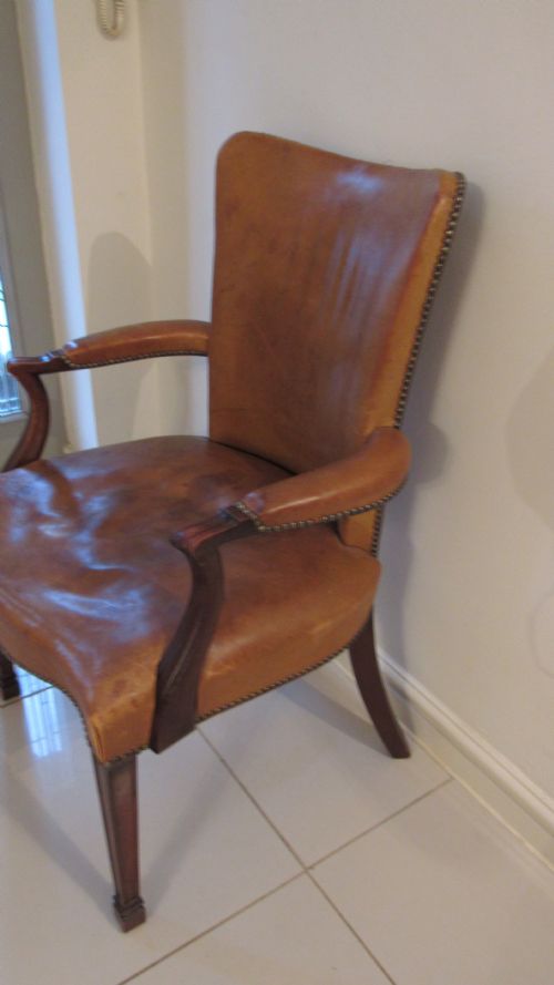 SUPERB LEATHER DESK CHAIR - ADDITIONAL PHOTO 6
