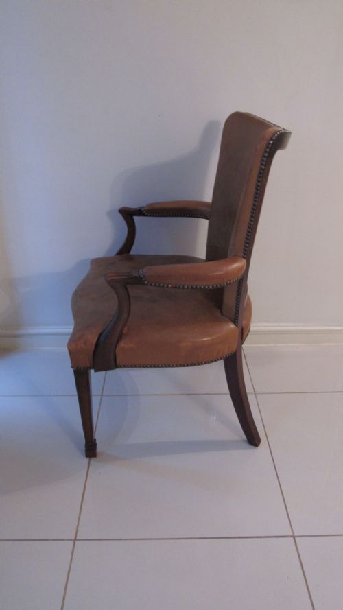 SUPERB LEATHER DESK CHAIR - ADDITIONAL PHOTO 7
