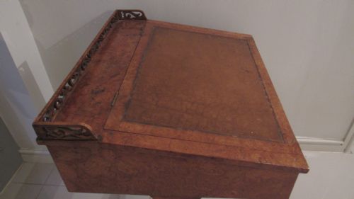 SUPERB BURR OAK DESK - ADDITIONAL PHOTO 4