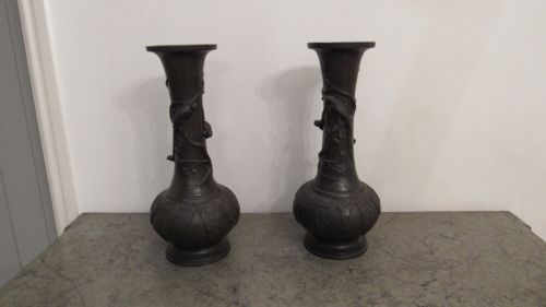 PAIR JAPANESE BRONZE VASES - ADDITIONAL PHOTO 3