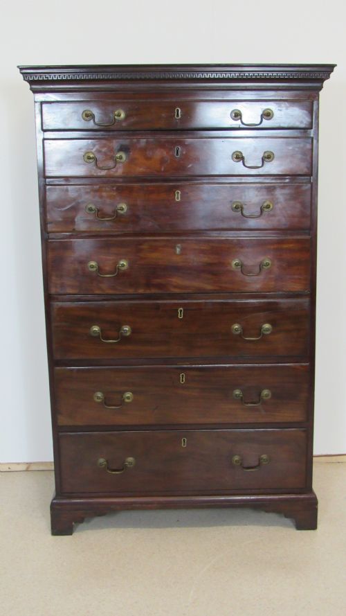 RARE IRISH SECRETAIRE GEORGIAN CHEST - ADDITIONAL PHOTO 3