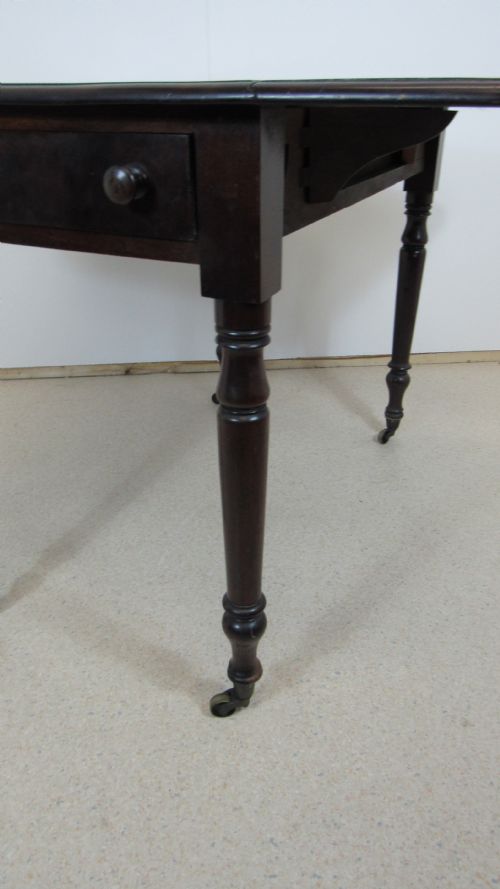 CUBAN MAHOGANY PEMBROKE TABLE - ADDITIONAL PHOTO 7