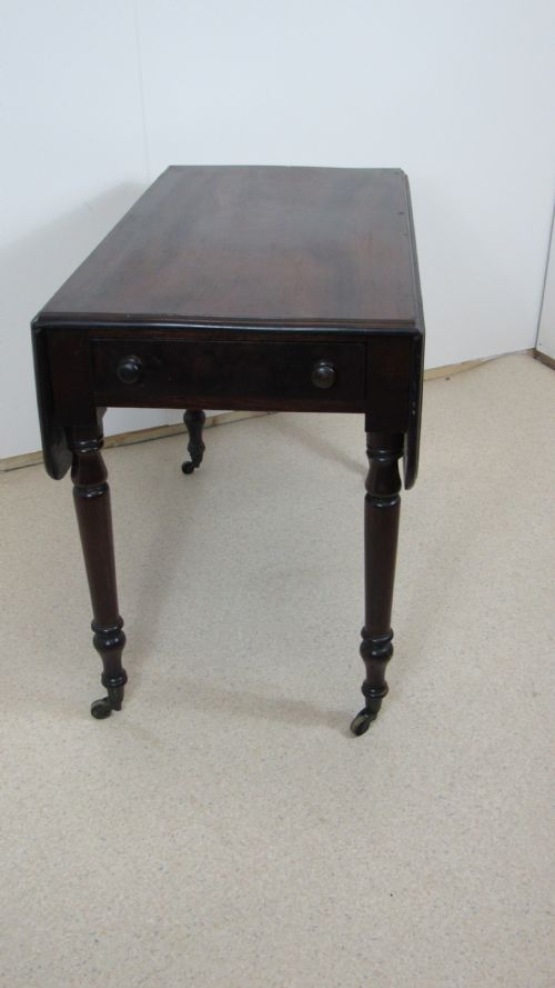 CUBAN MAHOGANY PEMBROKE TABLE - ADDITIONAL PHOTO 11