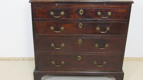 LOVELY SMALL GEORGIAN CHEST - ADDITIONAL PHOTO 1
