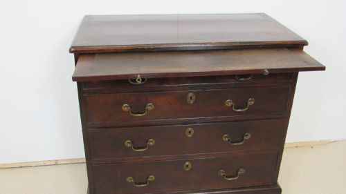 LOVELY SMALL GEORGIAN CHEST - ADDITIONAL PHOTO 4