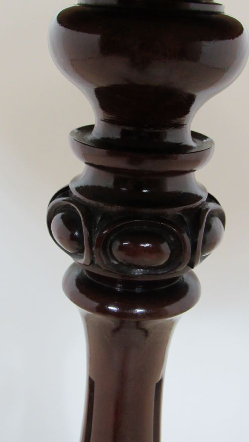 BEAUTIFUL VICTORIAN WINE TABLE - ADDITIONAL PHOTO 9