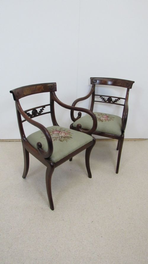 lovely pair of regency carver chairs - CATEGORY: ANTIQUE CHAIRS - DATED 19TH CENTURY