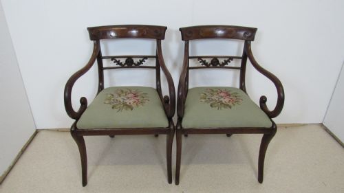 LOVELY PAIR OF REGENCY CARVER CHAIRS - ADDITIONAL PHOTO 3