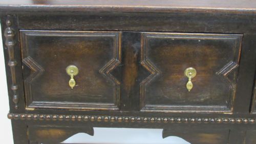 STYLISH OAK DRESSER - ADDITIONAL PHOTO 4