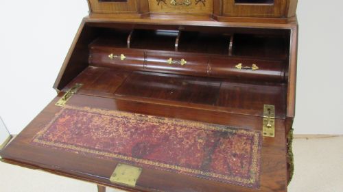 LOVELY WALNUT LADIES DESK - ADDITIONAL PHOTO 13