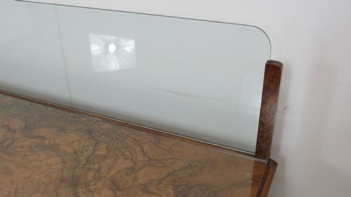 SUPERB WALNUT SIDE TABLE - ADDITIONAL PHOTO 6