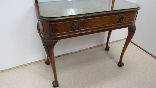 SUPERB WALNUT SIDE TABLE - ADDITIONAL PHOTO 14