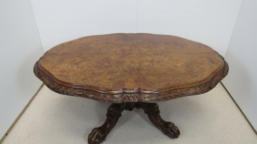 SUPERB WALNUT IRISH CENTRE TABLE - ADDITIONAL PHOTO 12