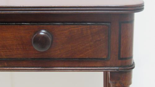 SUPERB GILLOWS CHAMBER TABLE - ADDITIONAL PHOTO 5