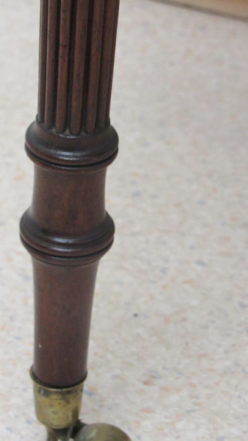 SUPERB GILLOWS CHAMBER TABLE - ADDITIONAL PHOTO 8