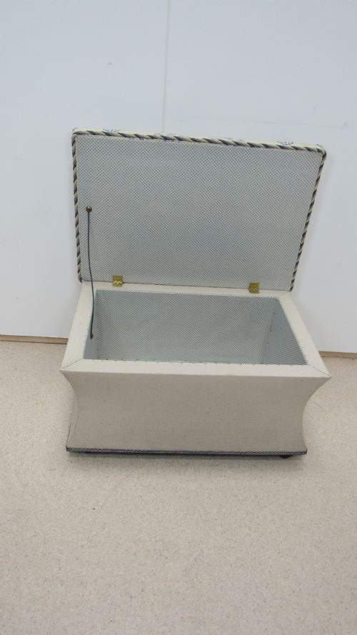 LOVELY UPHOLSTERED OTTOMAN - ADDITIONAL PHOTO 2