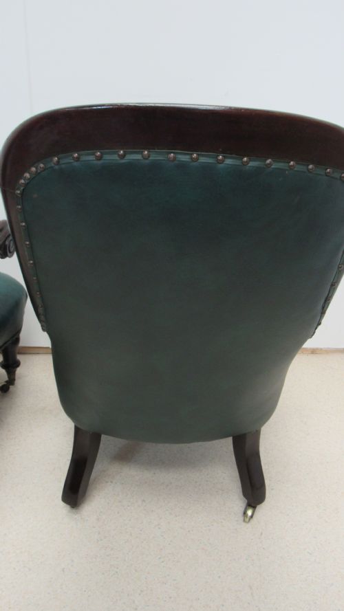 PAIR OF LEATHER LIBRARY CHAIRS - ADDITIONAL PHOTO 15