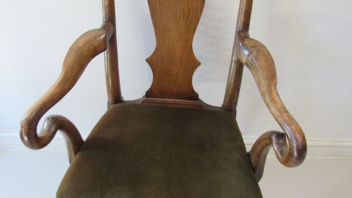 A WONDERFUL CHILDS ARMCHAIR - ADDITIONAL PHOTO 4