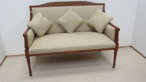 SUPERB ELEGANT SATINWOOD SOFA - ADDITIONAL PHOTO 1