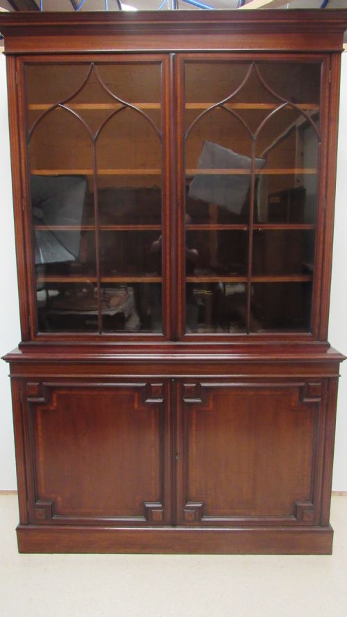 superb 19thc library bookcase - CATEGORY: ANTIQUE BOOKCASES - DATED 19TH CENTURY