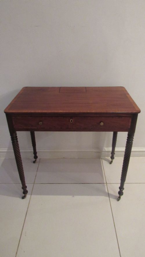 WONDERFUL GEORGIAN CHAMBER TABLE