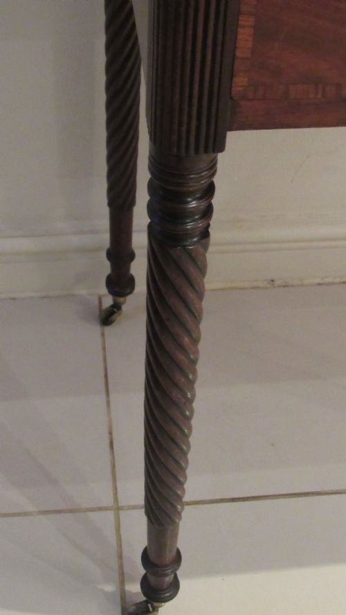 WONDERFUL GEORGIAN CHAMBER TABLE - ADDITIONAL PHOTO 9