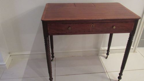 WONDERFUL GEORGIAN CHAMBER TABLE - ADDITIONAL PHOTO 14