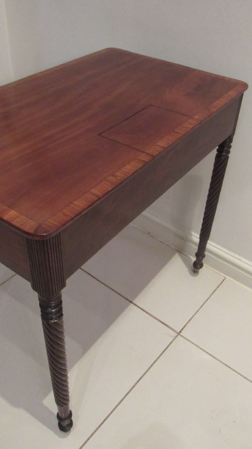 WONDERFUL GEORGIAN CHAMBER TABLE - ADDITIONAL PHOTO 16