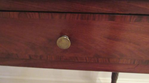 WONDERFUL GEORGIAN CHAMBER TABLE - ADDITIONAL PHOTO 18