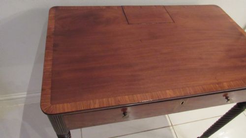 WONDERFUL GEORGIAN CHAMBER TABLE - ADDITIONAL PHOTO 19
