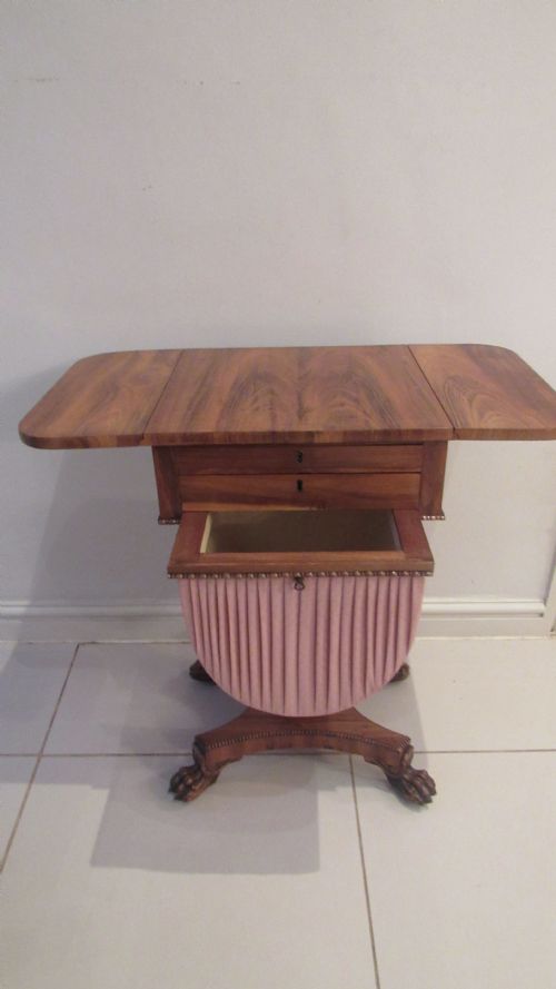 WILLIAM 1V FEATHERED MAHOGANY SEWING LAMP TABLE - ADDITIONAL PHOTO 2