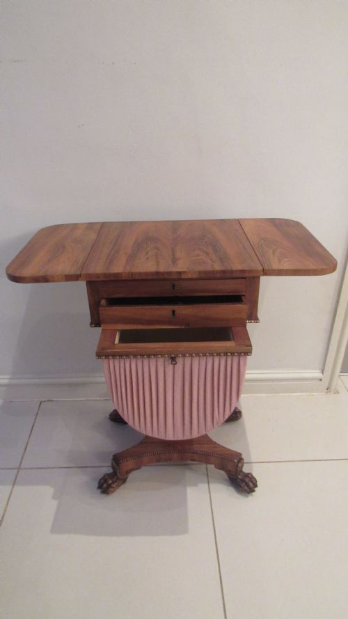 WILLIAM 1V FEATHERED MAHOGANY SEWING LAMP TABLE - ADDITIONAL PHOTO 3